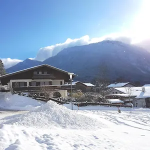 Apartment Am Golfplatz, Ruhpolding